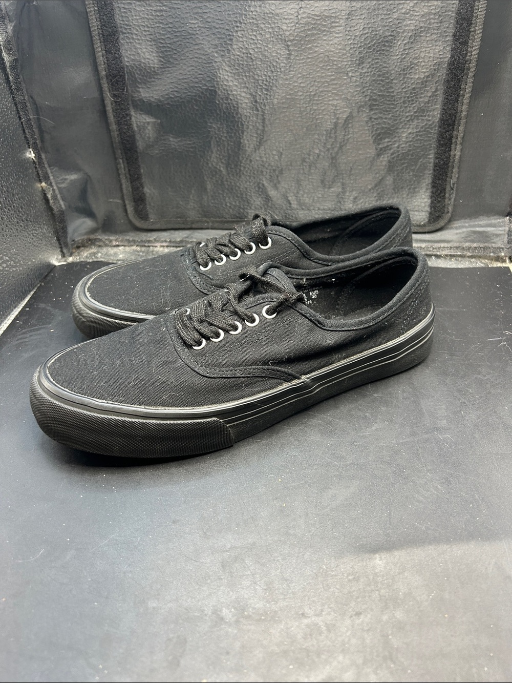 Joe Boxer Black Low-Top Canvas Sneakers